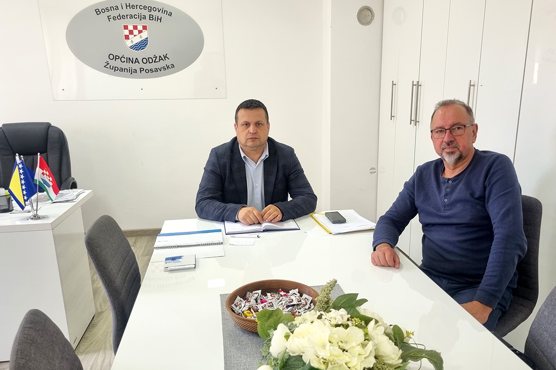 Sastanak s prof. Ivom Jelušićem povodom izložbe u Zemaljskom muzeju u Sarajevu