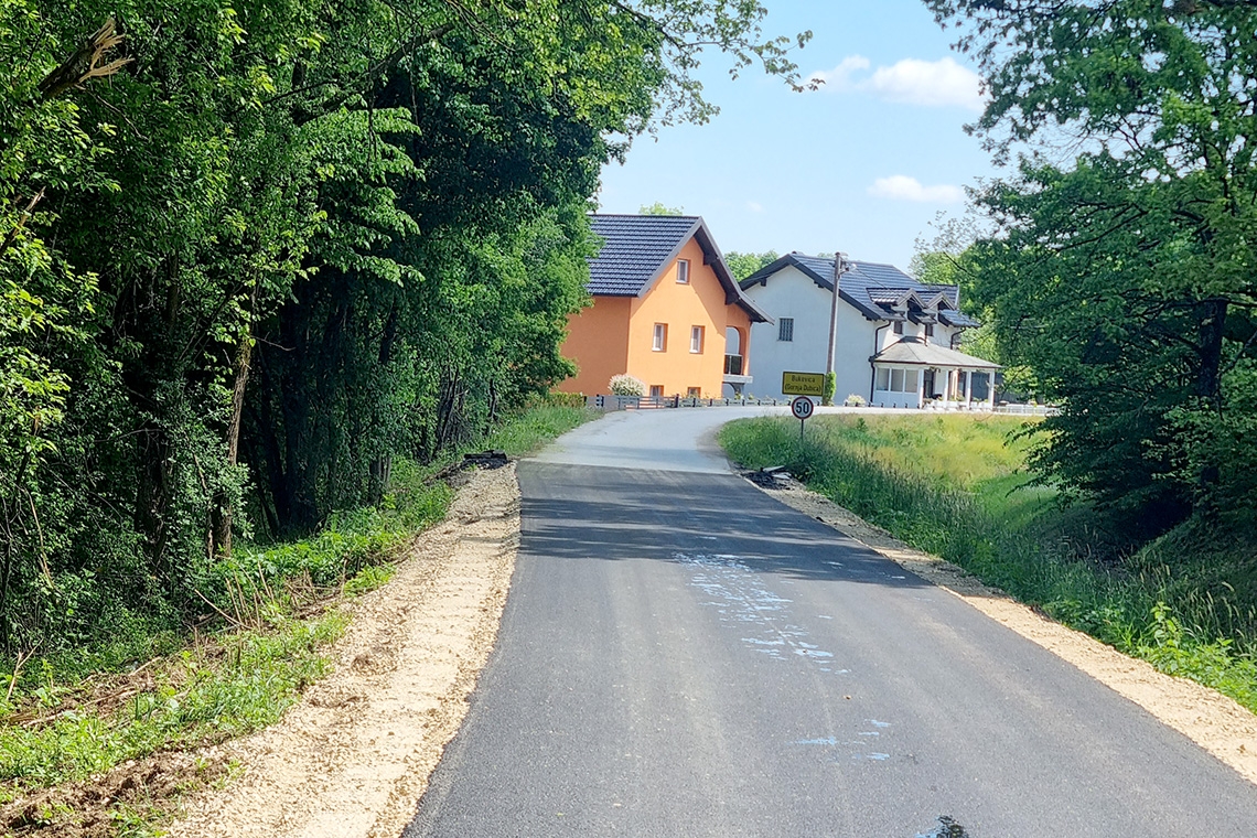 Završeno asfaltiranje dionice ceste koja povezuje Gornju Dubicu i Posavsku Mahalu