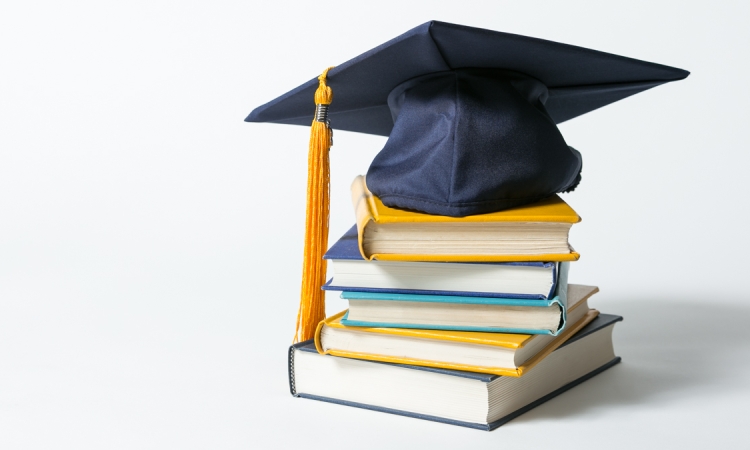 Odluku o dodjeli stipendija redovnim studentima sa područja općine Odžak